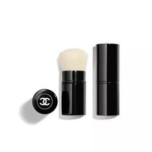 NIB Chanel Les Beiges Retractable Kabuki Brush